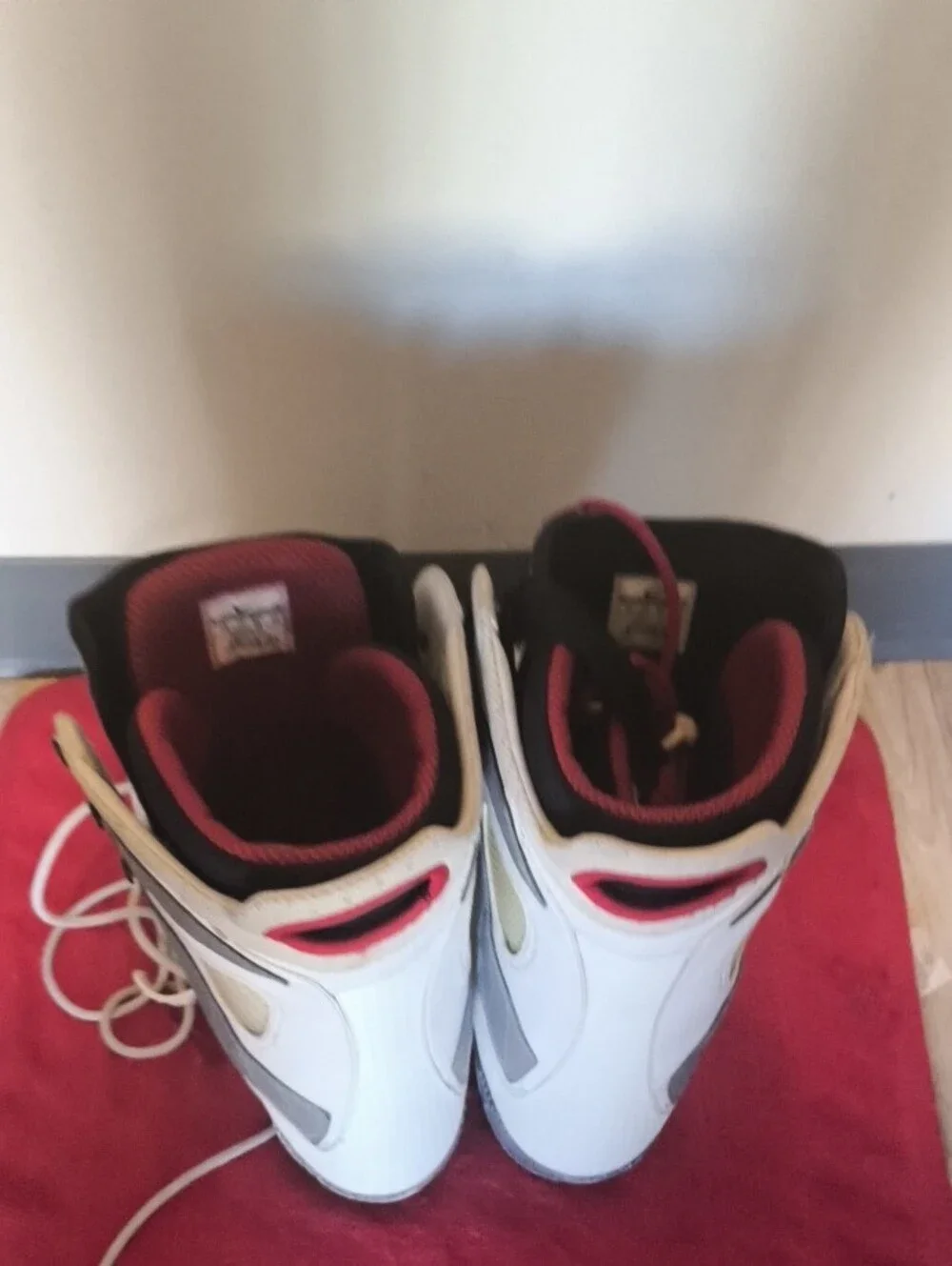 Nike Men’s White and Pink Snow Boots